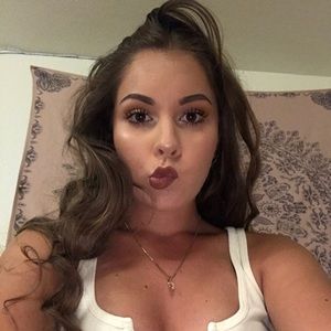 Meet your Posher, Sierra